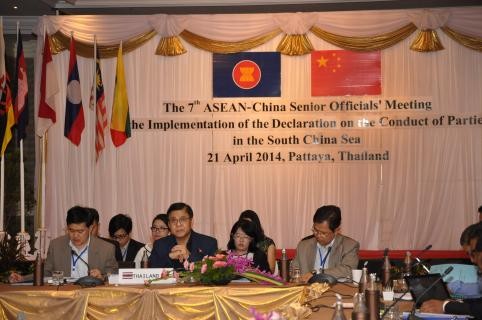Le Vietnam participe à la 20e consultation de hauts responsables ASEAN-Chine - ảnh 1